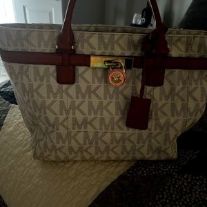 MK purse